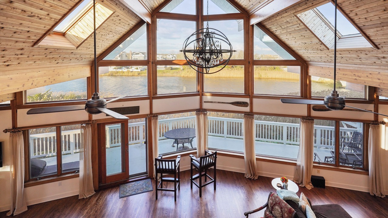 Photo of Livingroom in Sea Girt