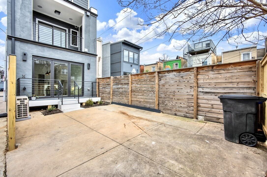 Photo of Outdoor in Truxton Circle