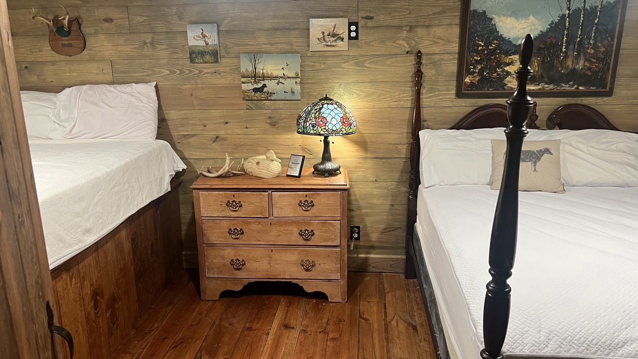 Photo of Bedroom in Guntersville