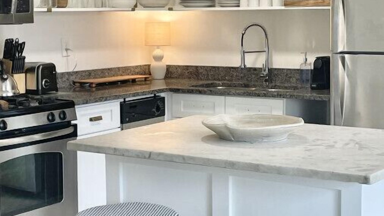 Photo of Kitchen in Aurora Highlands