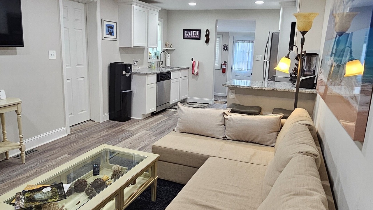 Photo of Livingroom in Marlton