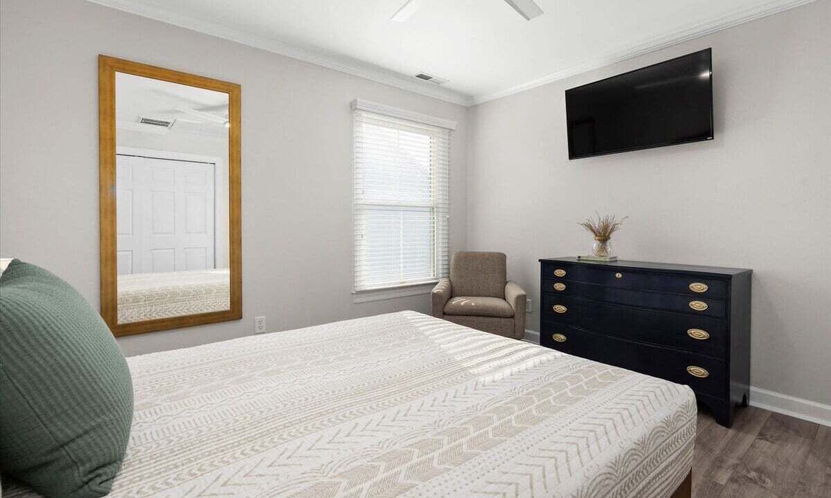 Photo of Bedroom in Sun Ridge