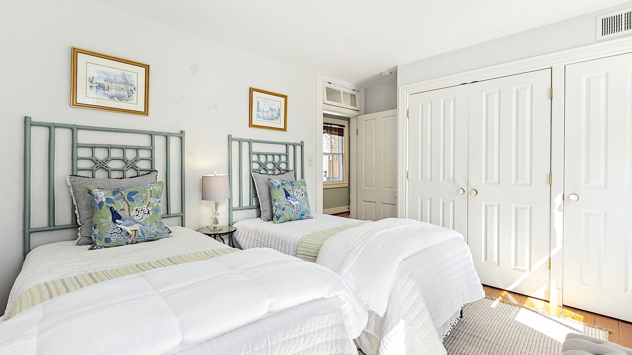 Photo of Bedroom in Historic District
