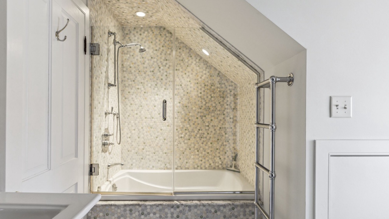 Photo of Bathroom in Historic District