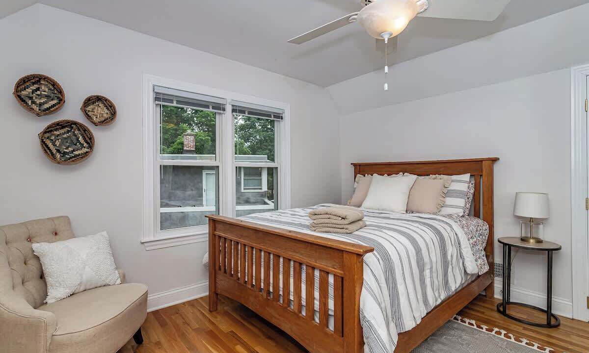 Photo of Bedroom in Ames