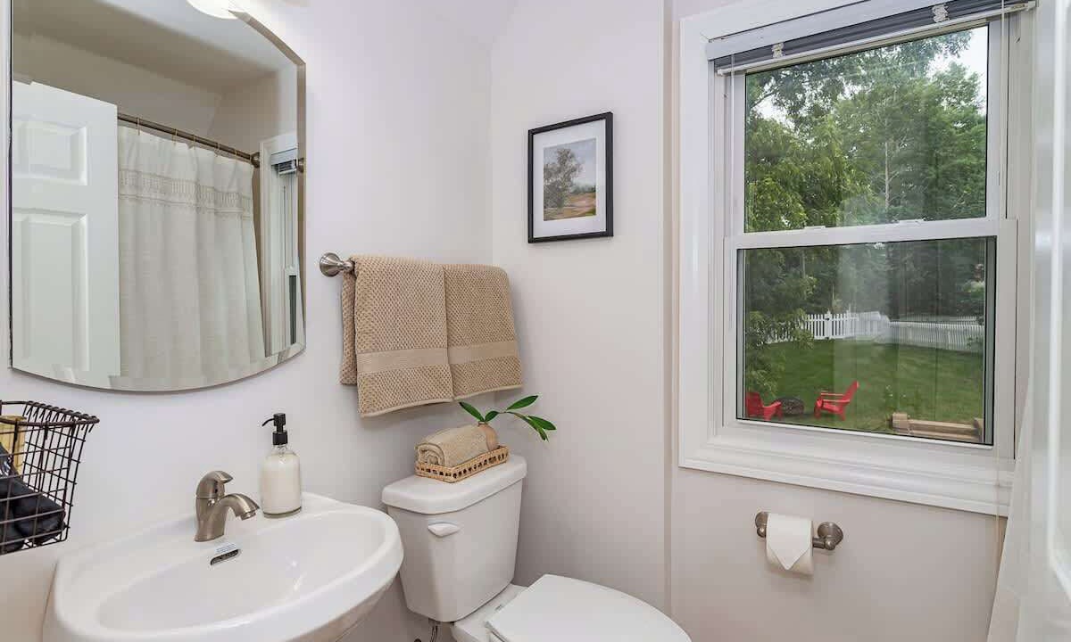 Photo of Bathroom in Ames