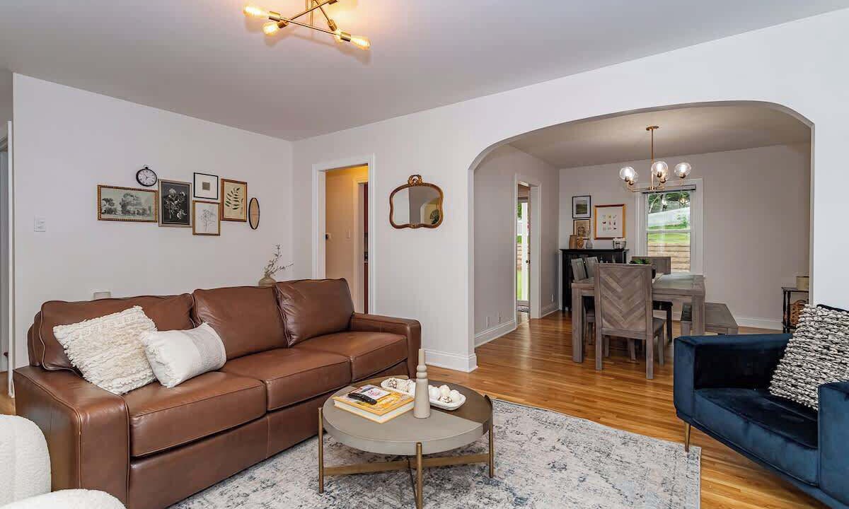 Photo of Livingroom in Ames