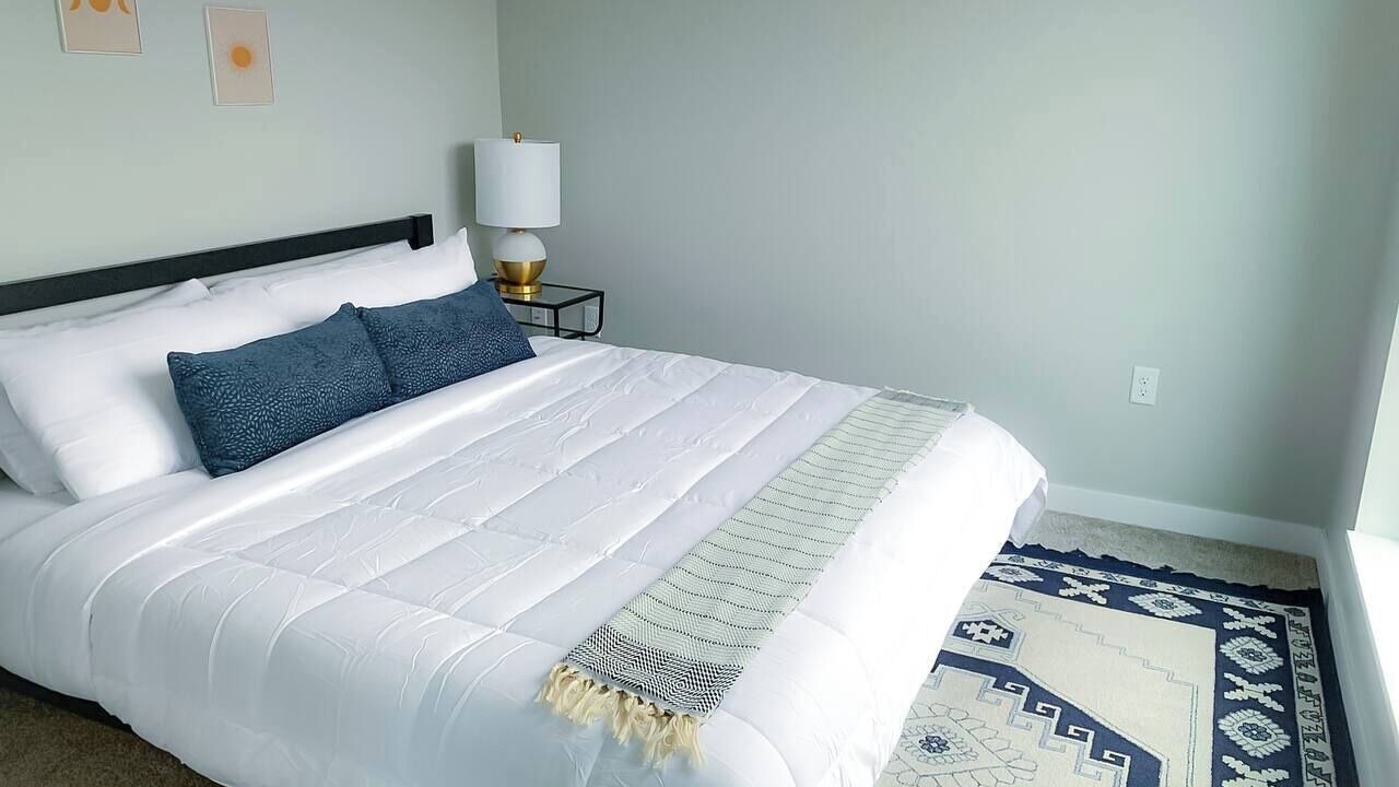 Photo of Bedroom in Downtown Des Moines