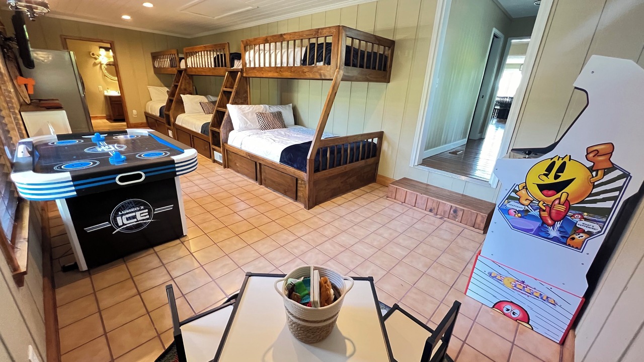 Photo of Bedroom in Leesburg