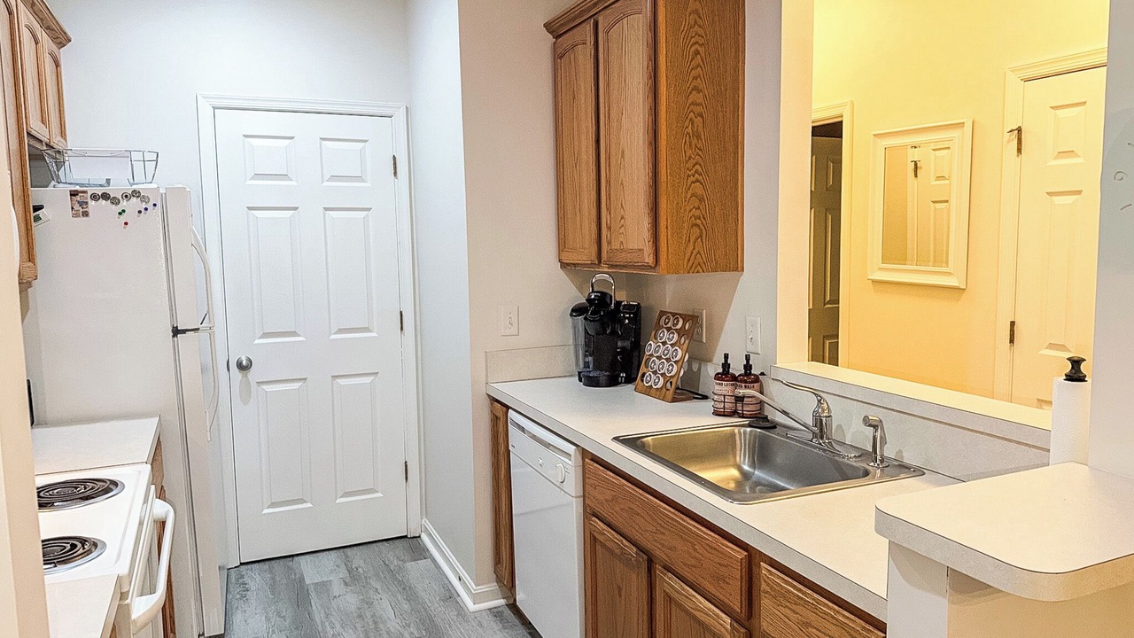 Photo of Kitchen in Villages of Five Points