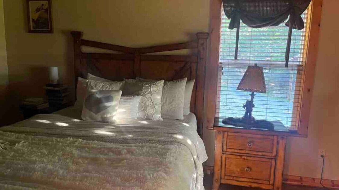 Photo of Bedroom in Newport