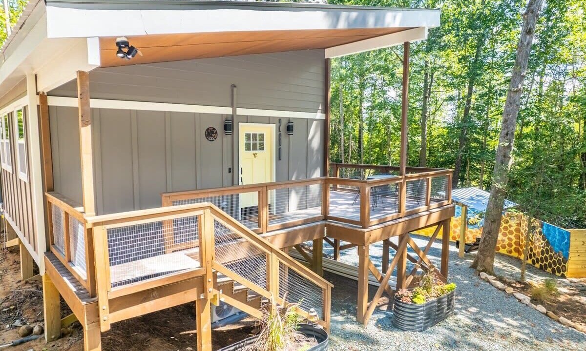 Photo of Patio Balcony in Bynum