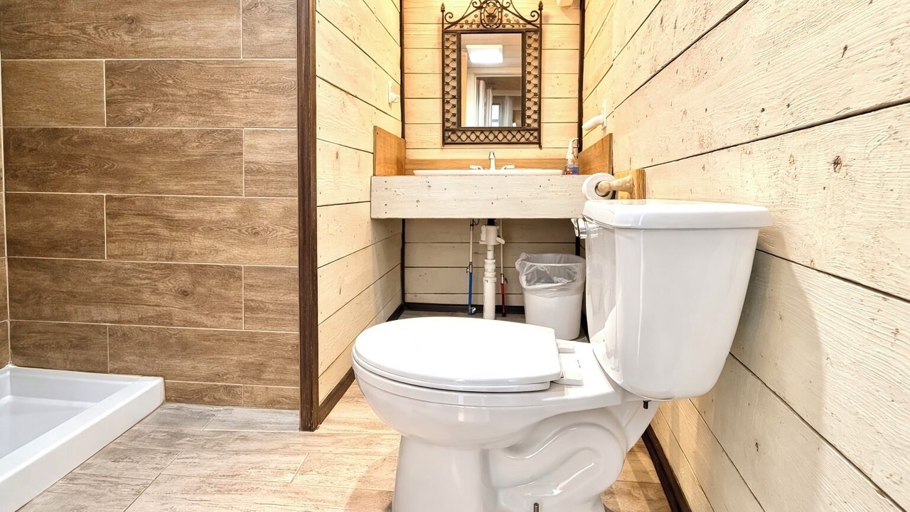 Photo of Bathroom in Tracy City