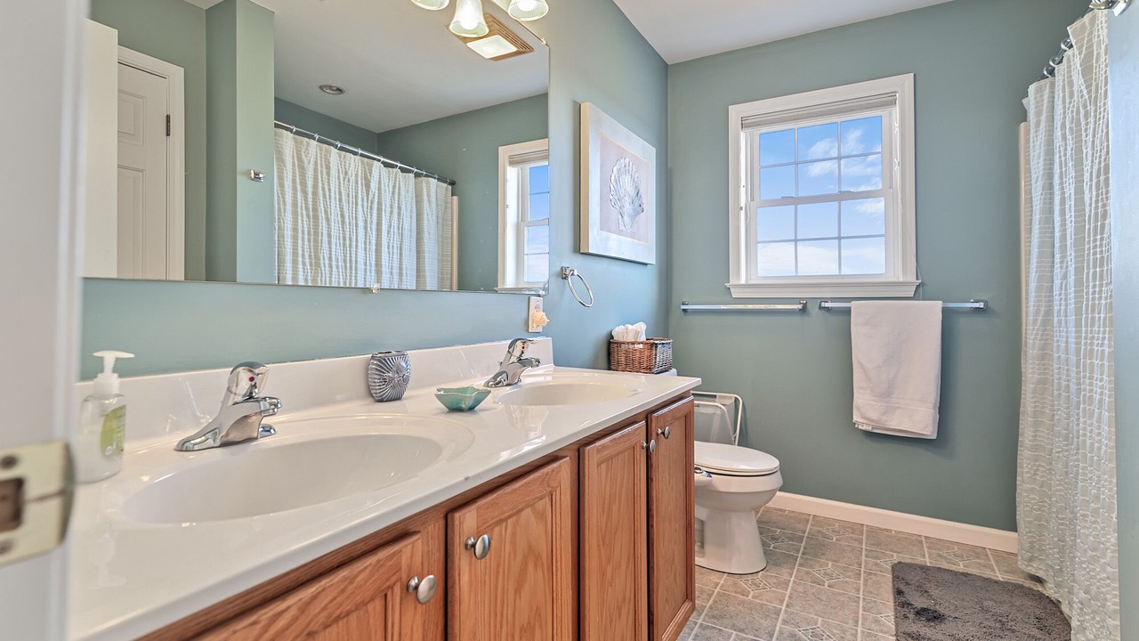 Photo of Bathroom in Bowers Beach