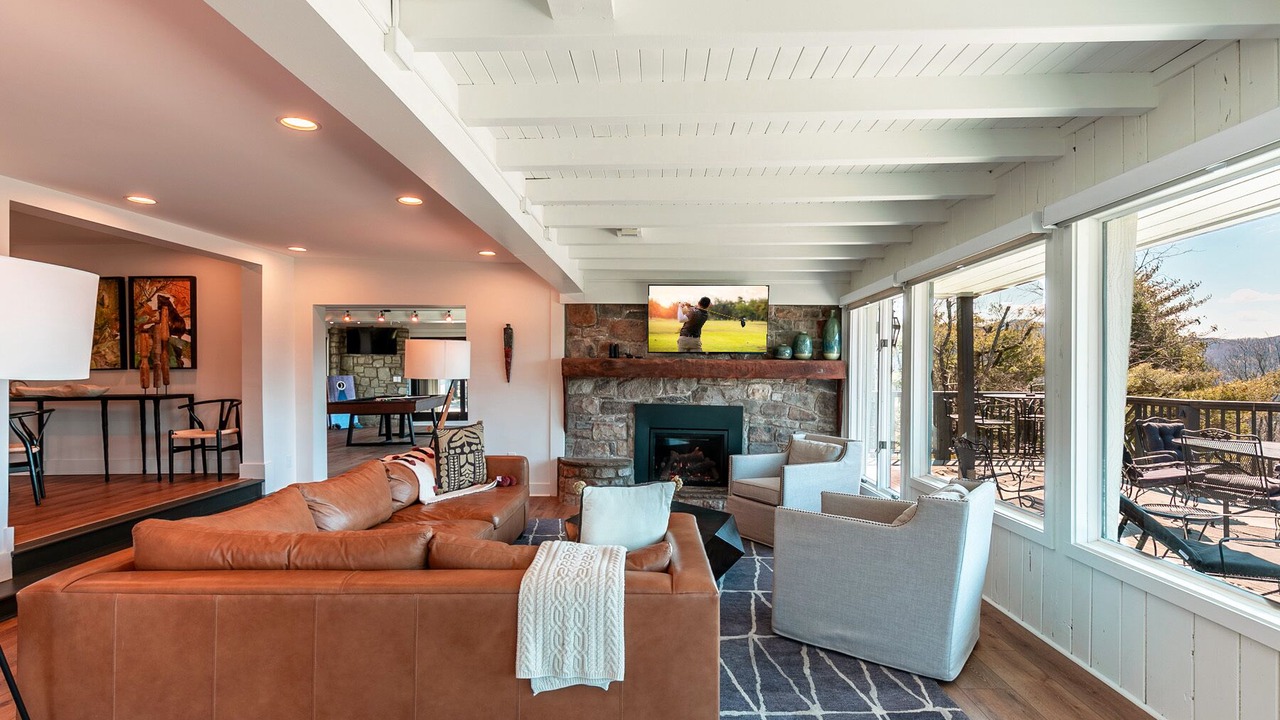 Photo of Livingroom in Boone