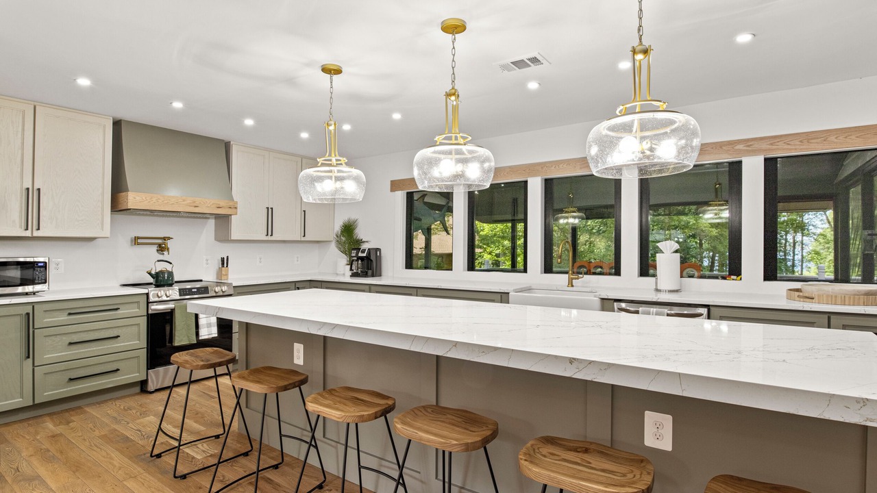 Photo of Kitchen in Lakeside Woods
