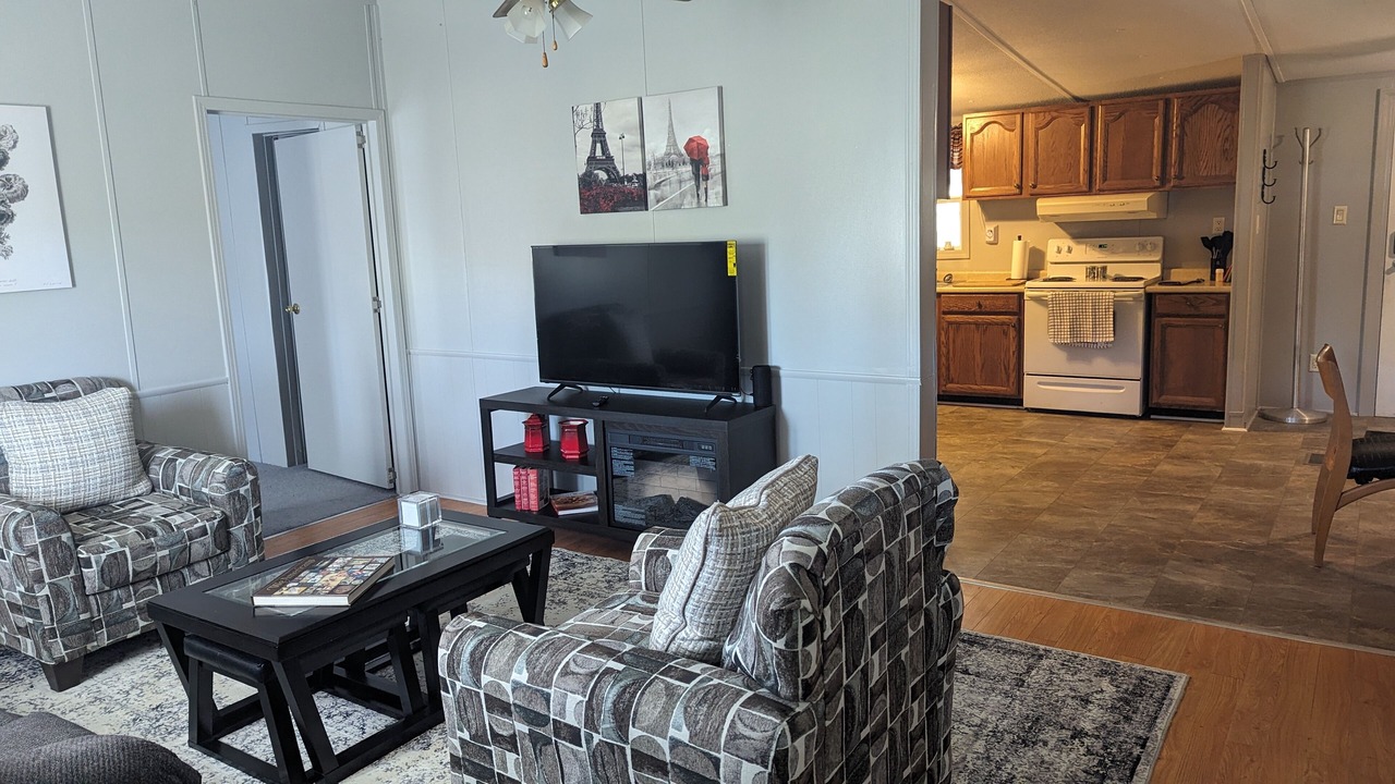 Photo of Livingroom in Cofield
