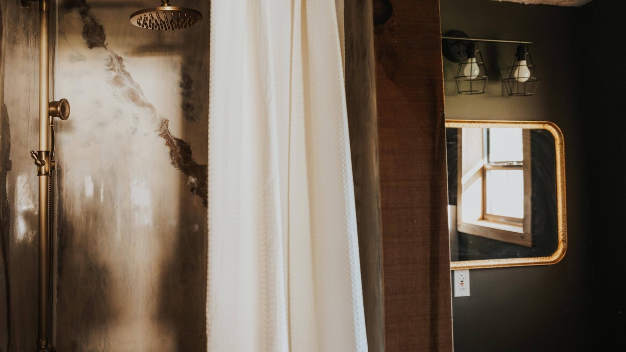 Photo of Bathroom in Rising Fawn