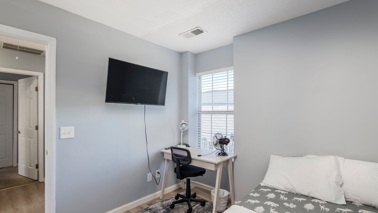 Photo of Bedroom in Huntcliff