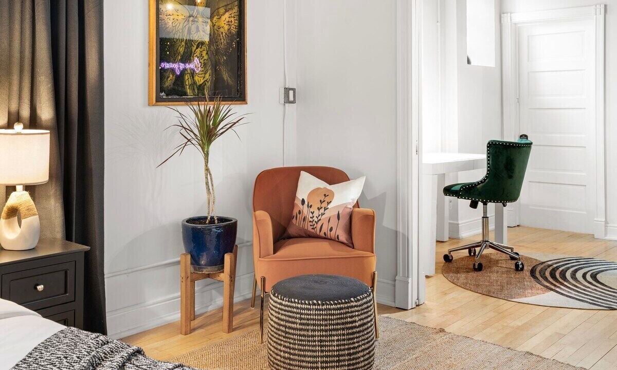 Photo of Bedroom in Lincoln Square