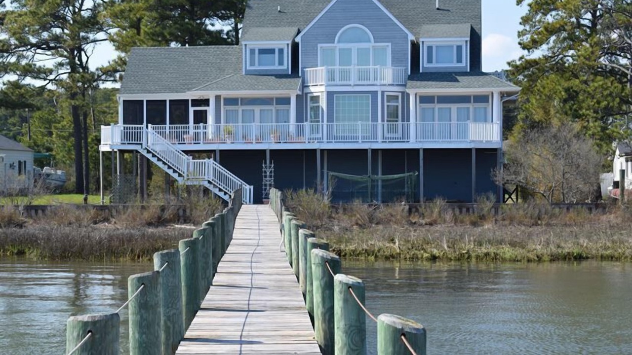 Photo of Others in Piney Island