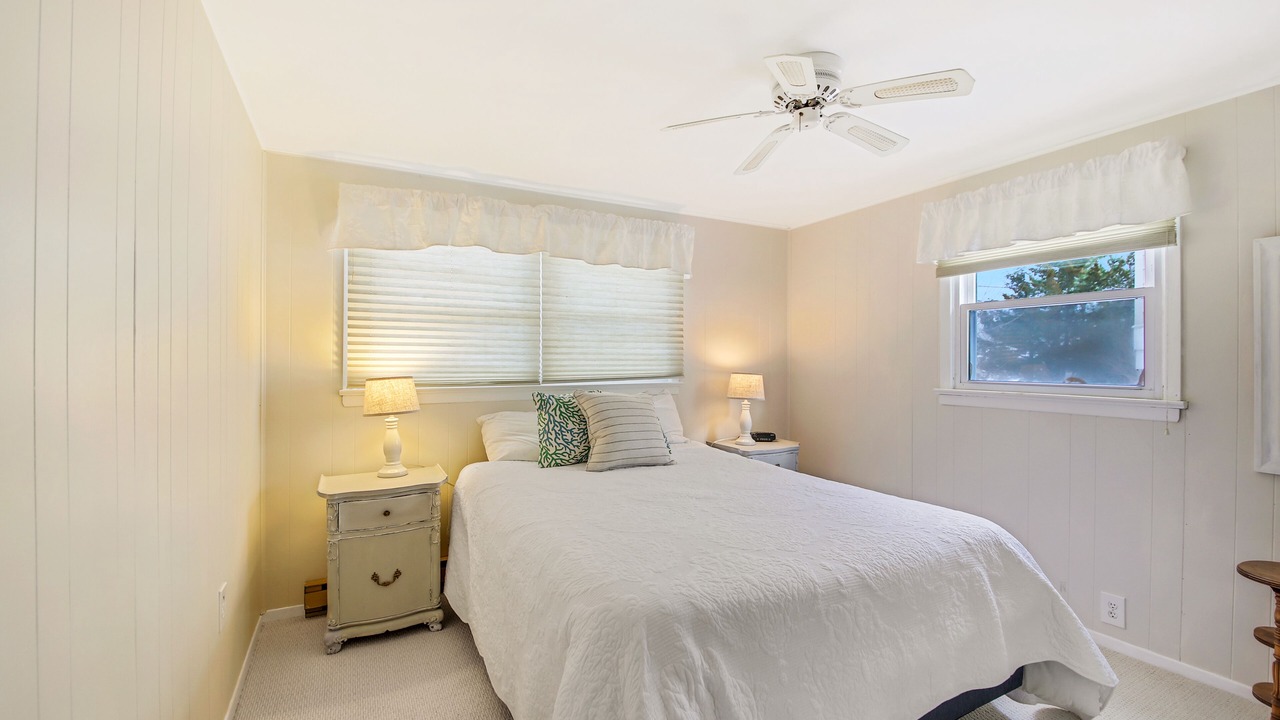 Photo of Bedroom in Loveladies