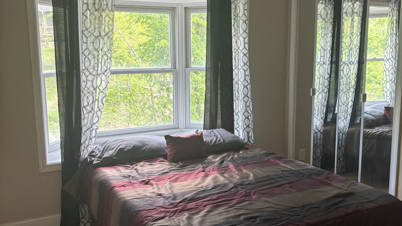 Photo of Bedroom in Cedar Rapids