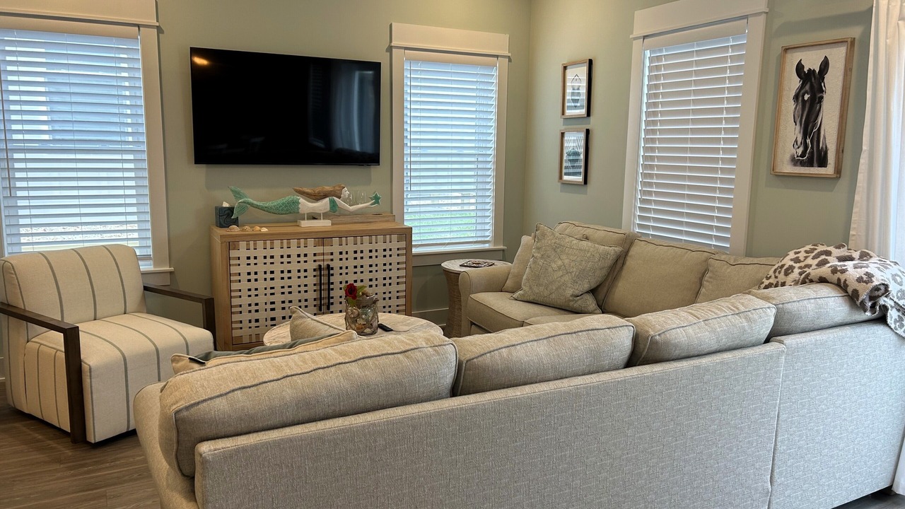 Photo of Livingroom in Corolla Light