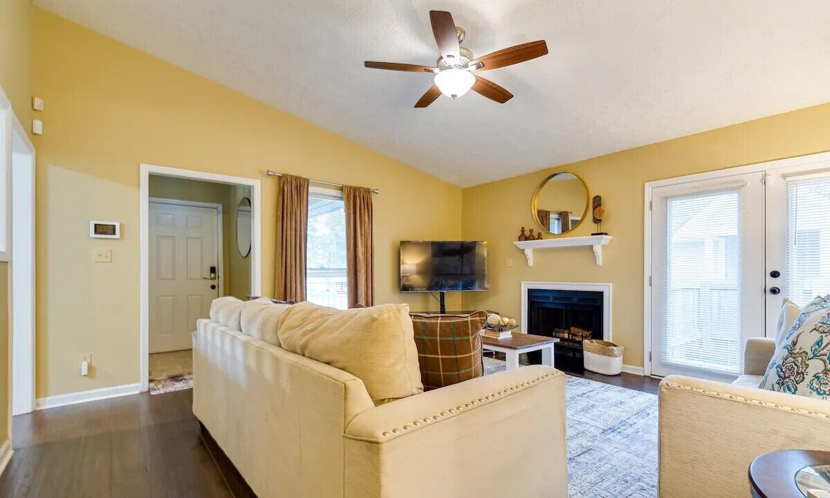 Photo of Livingroom in Fayetteville
