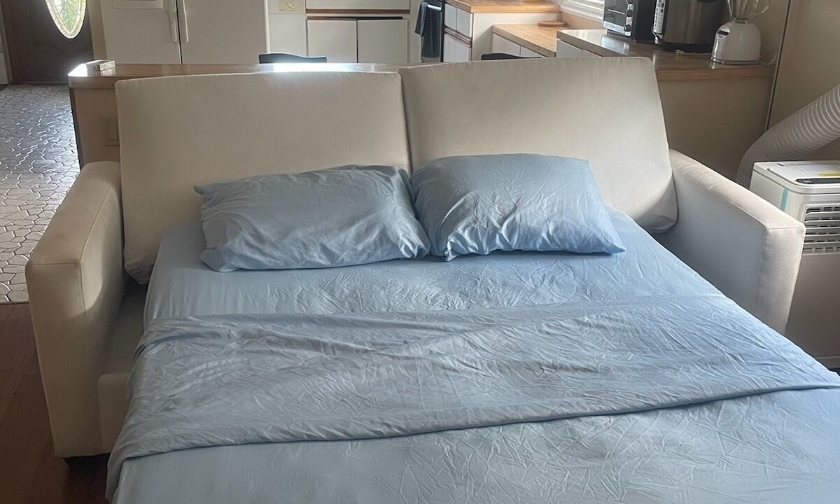 Photo of Bedroom in Bayville