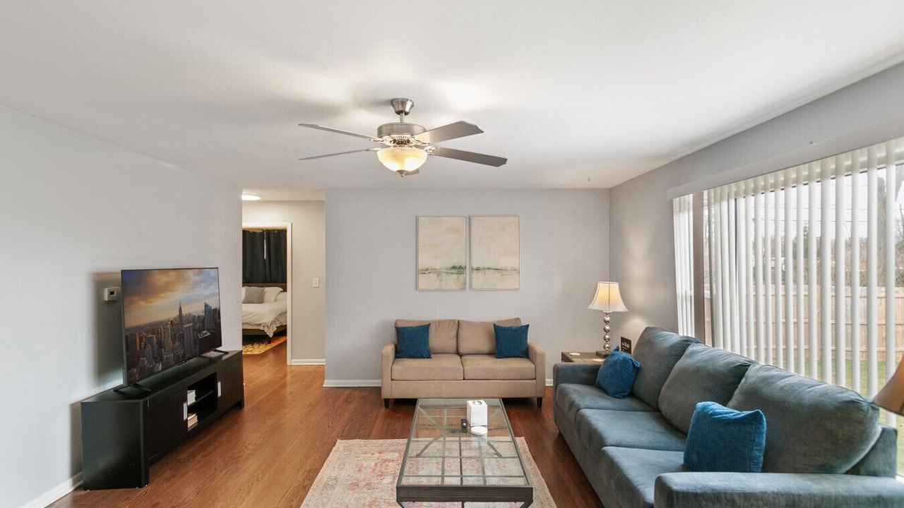 Photo of Livingroom in Libertyville