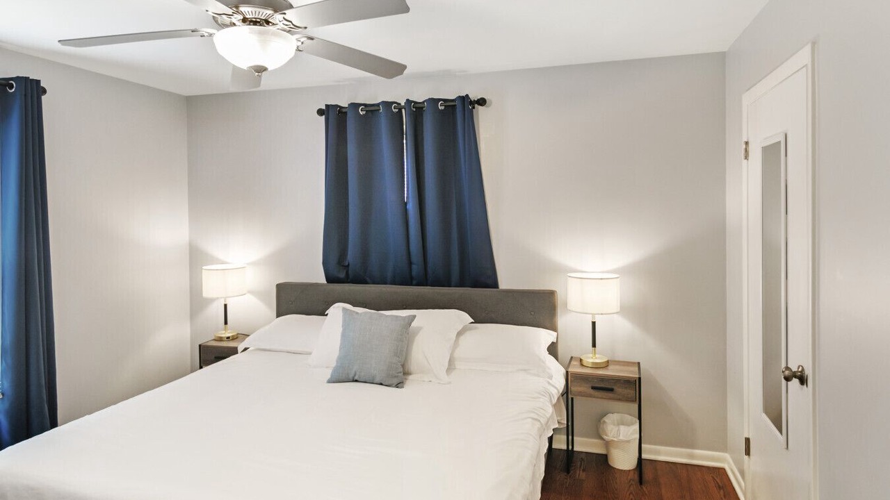 Photo of Bedroom in Libertyville