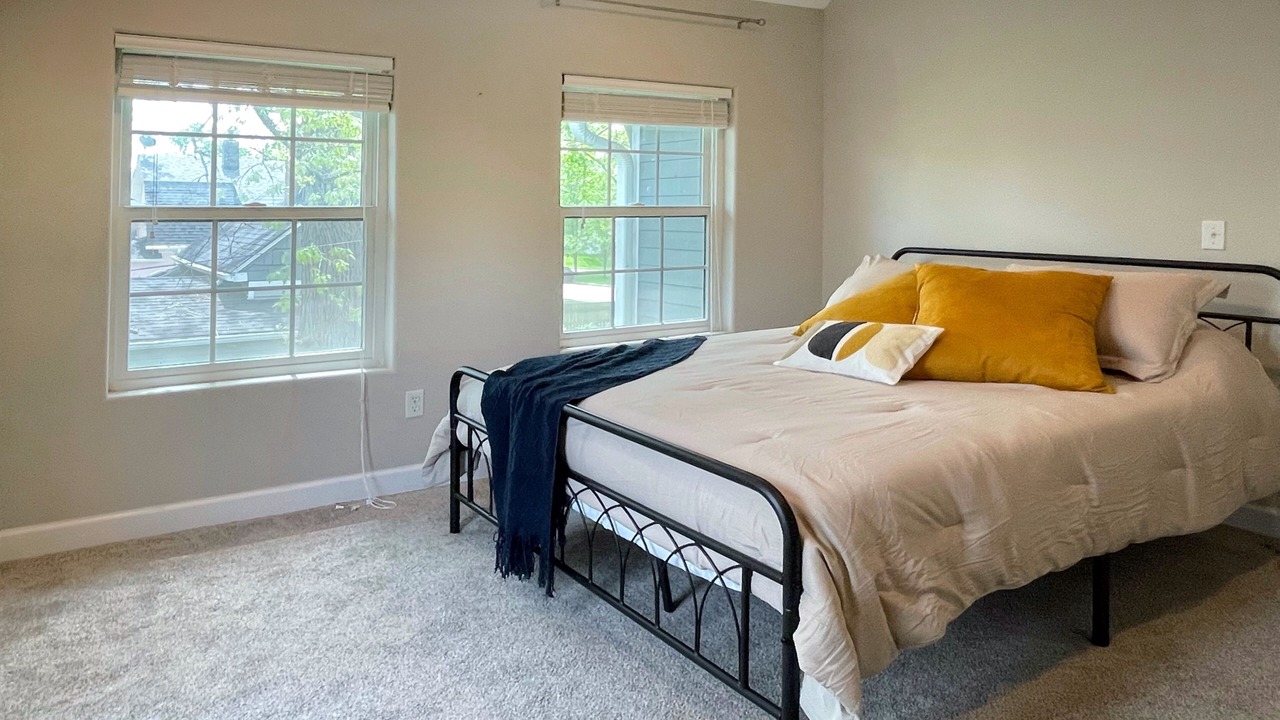 Photo of Bedroom in Des Moines