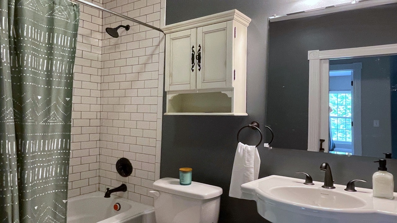 Photo of Bathroom in Des Moines