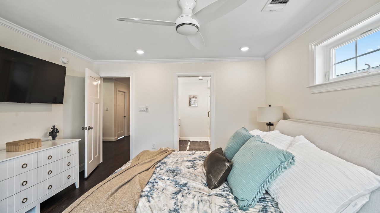 Photo of Bedroom in Ortley Beach