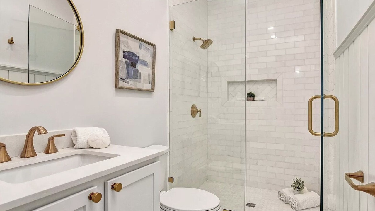Photo of Bathroom in Ortley Beach
