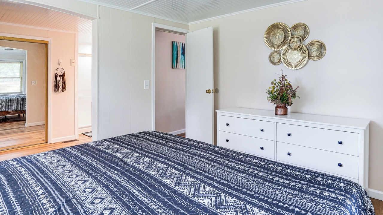 Photo of Bedroom in Trenton