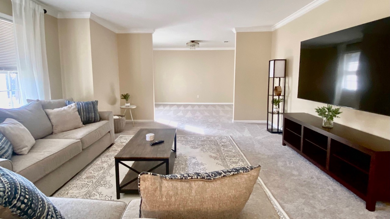 Photo of Livingroom in Silver Creek