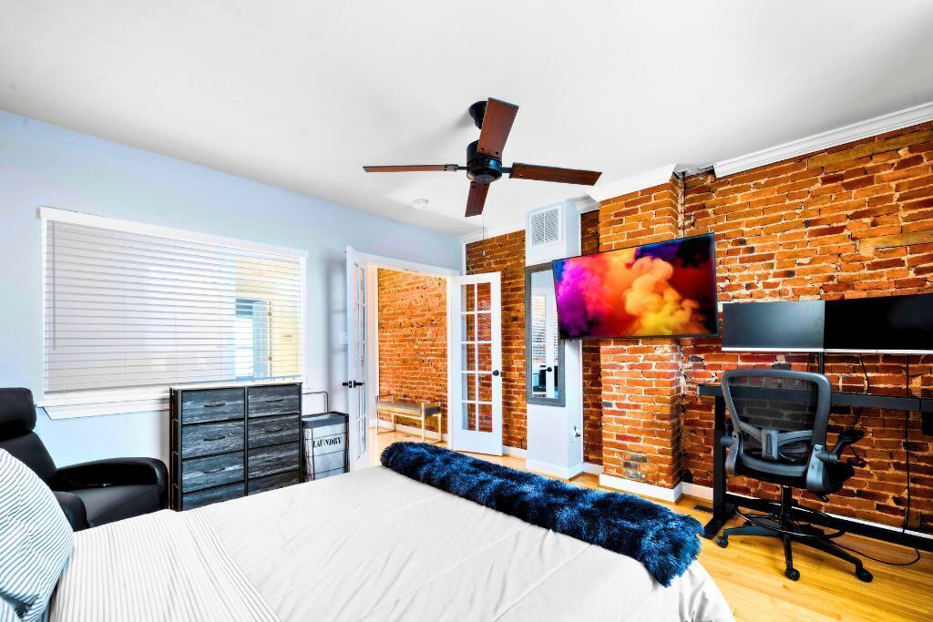 Photo of Bedroom in South Baltimore