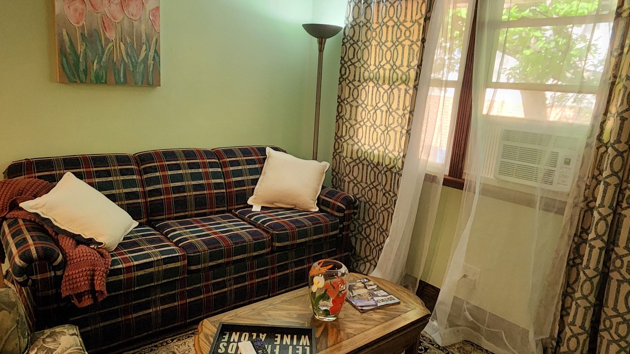 Photo of Livingroom in Mason City