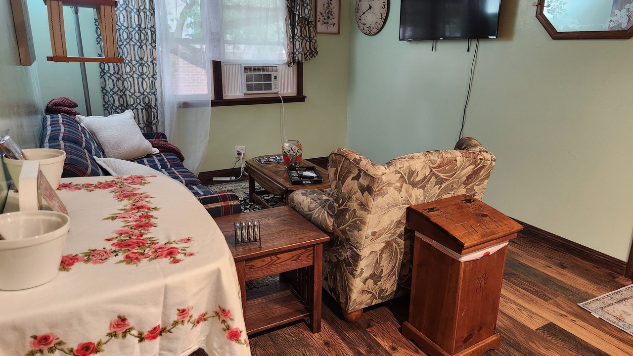 Photo of Livingroom in Mason City
