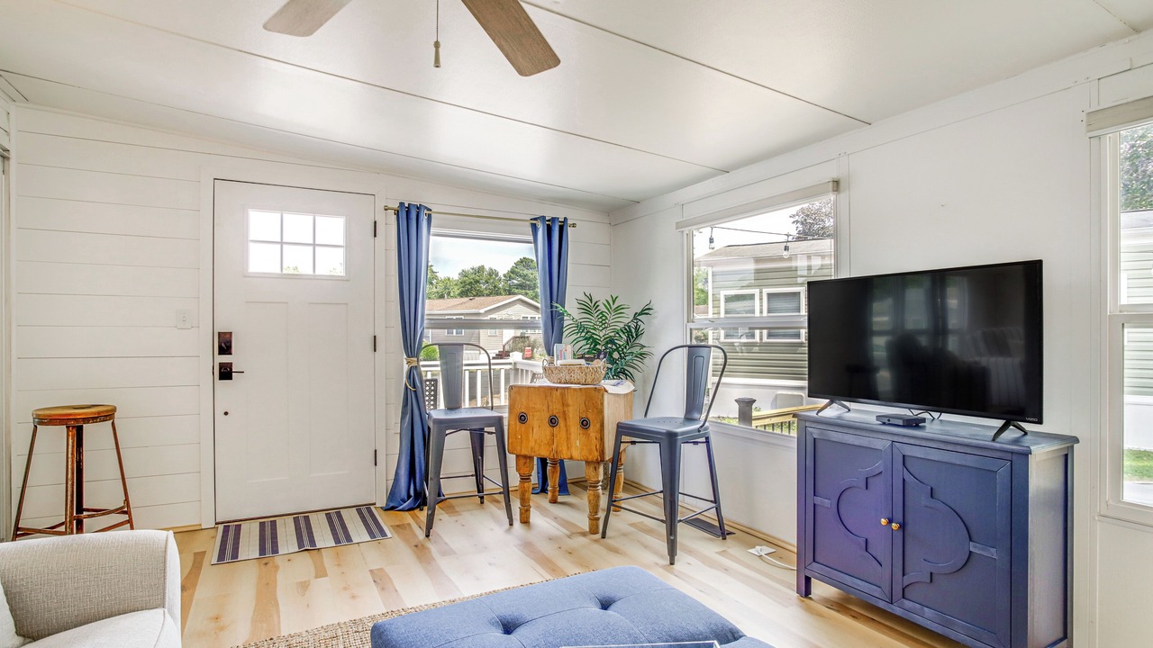 Photo of Livingroom in Ocean Pines