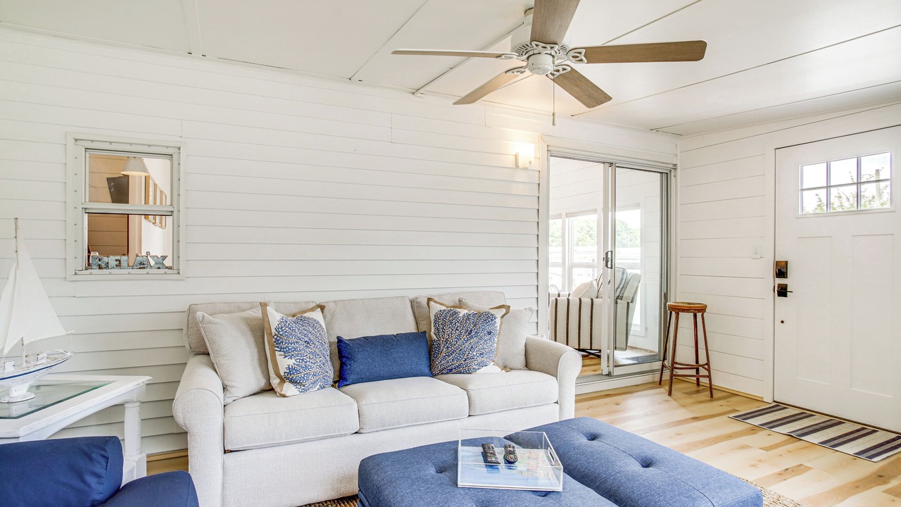 Photo of Livingroom in Ocean Pines