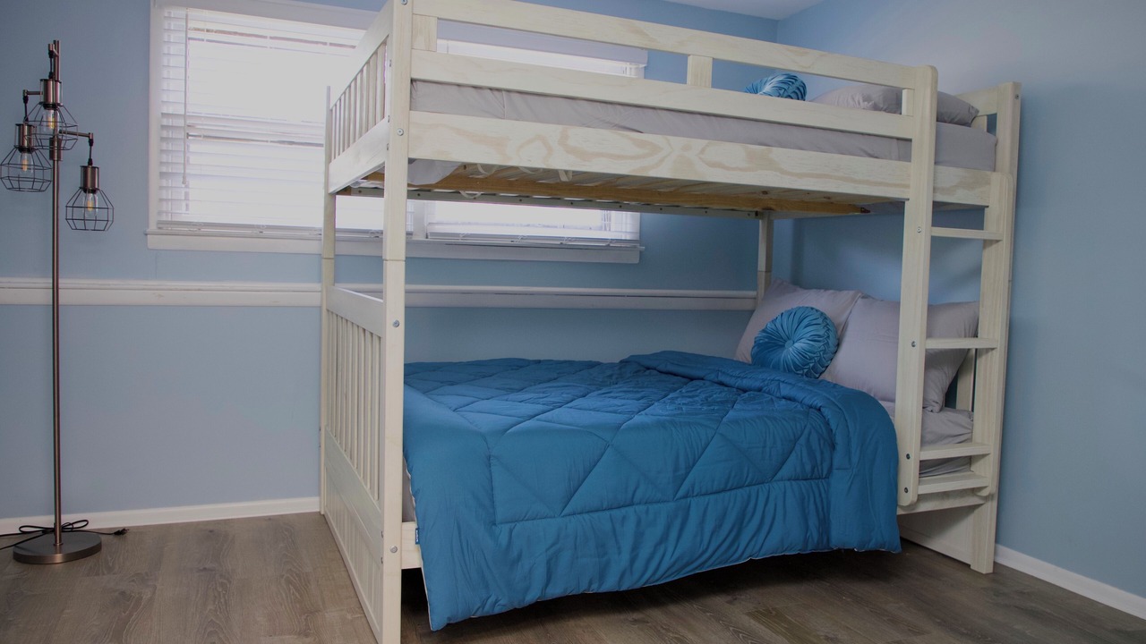 Photo of Bedroom in Town Bank