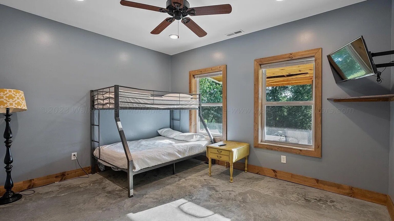 Photo of Bedroom in Crane Hill