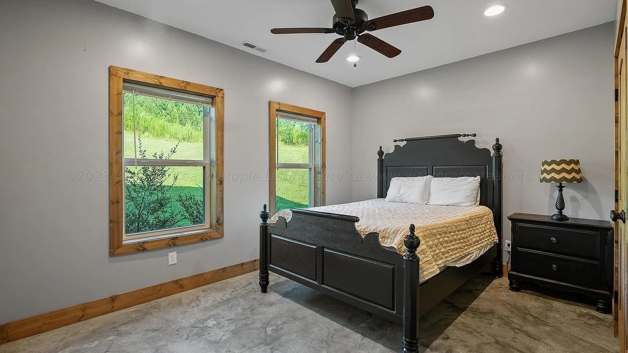Photo of Bedroom in Crane Hill