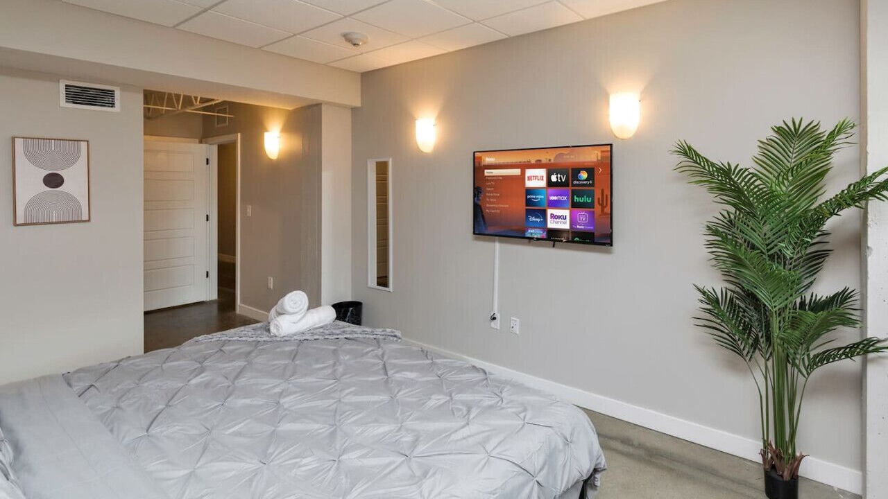 Photo of Bedroom in Downtown Des Moines