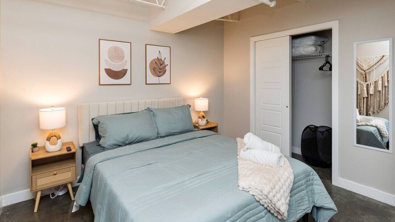 Photo of Bedroom in Downtown Des Moines