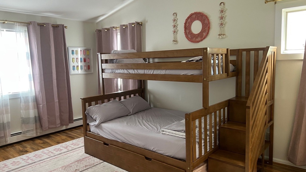 Photo of Bedroom in Beach Haven West