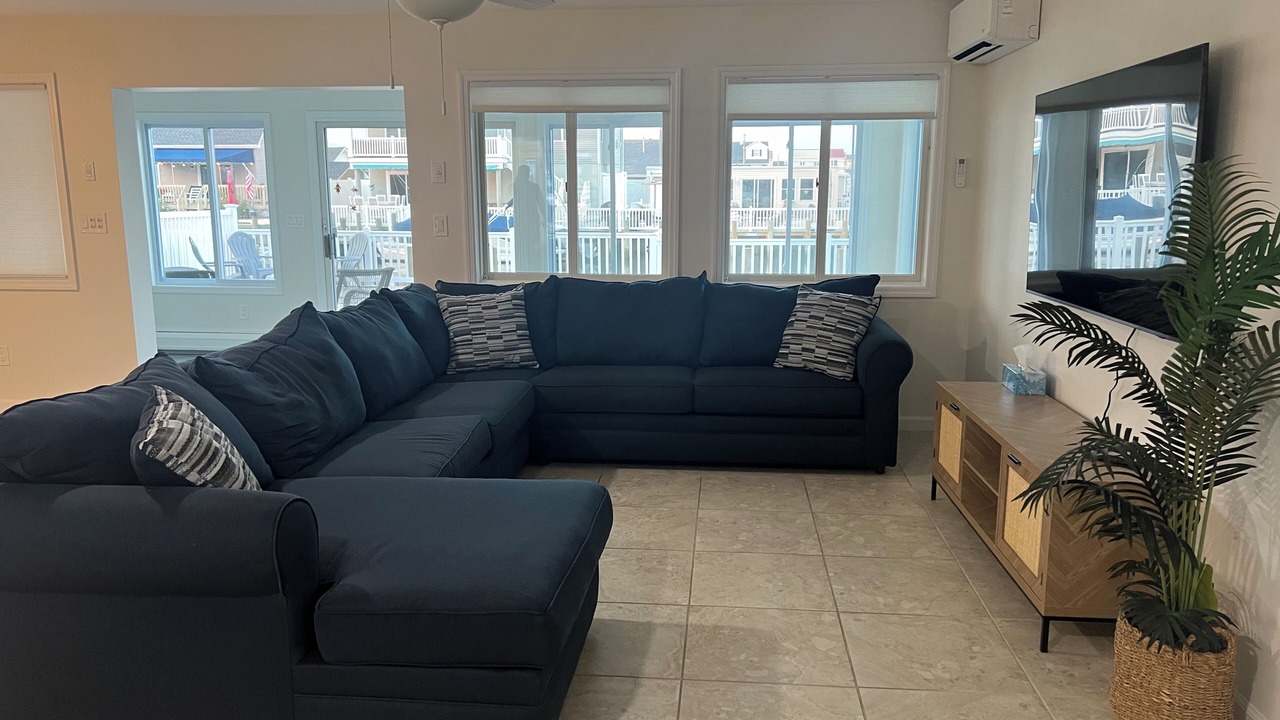 Photo of Livingroom in Beach Haven West